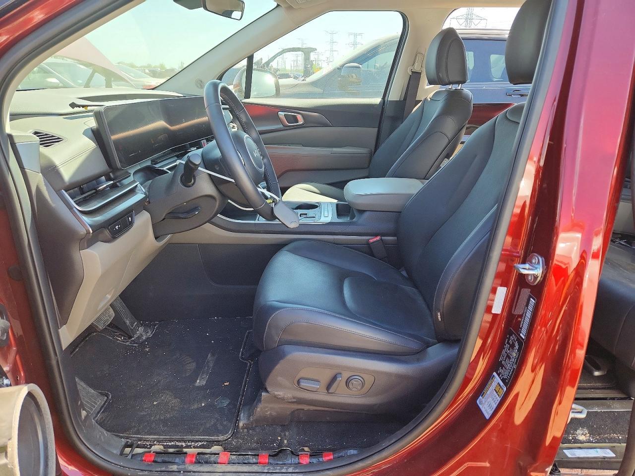 2025 KIA Carnival