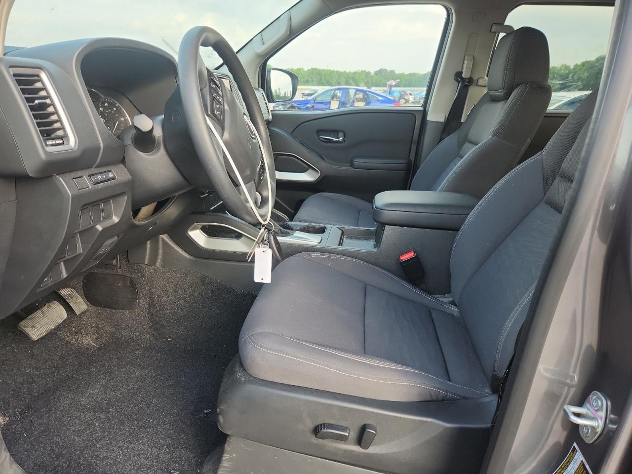 2024 NISSAN Frontier