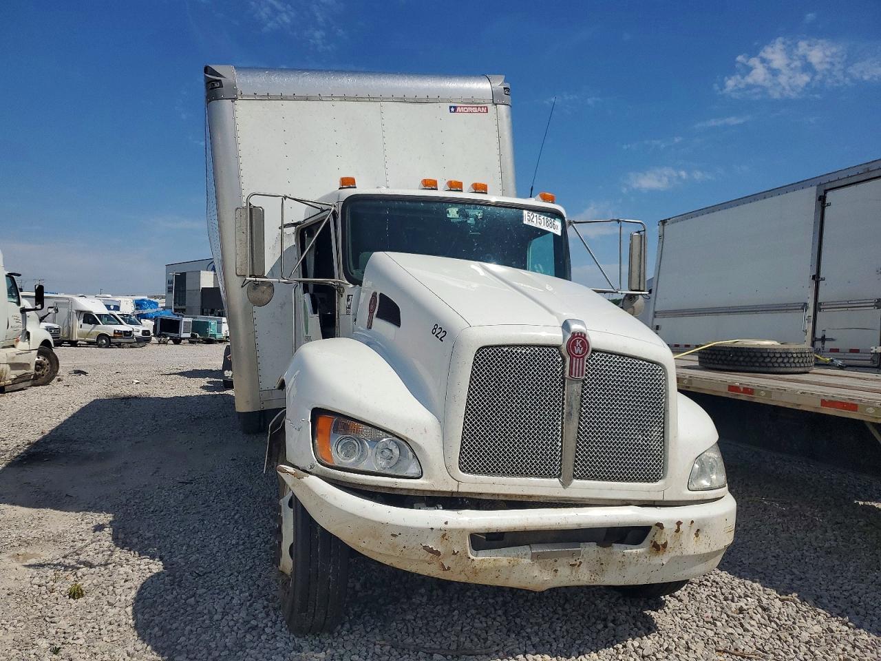 2019 KENWORTH T300