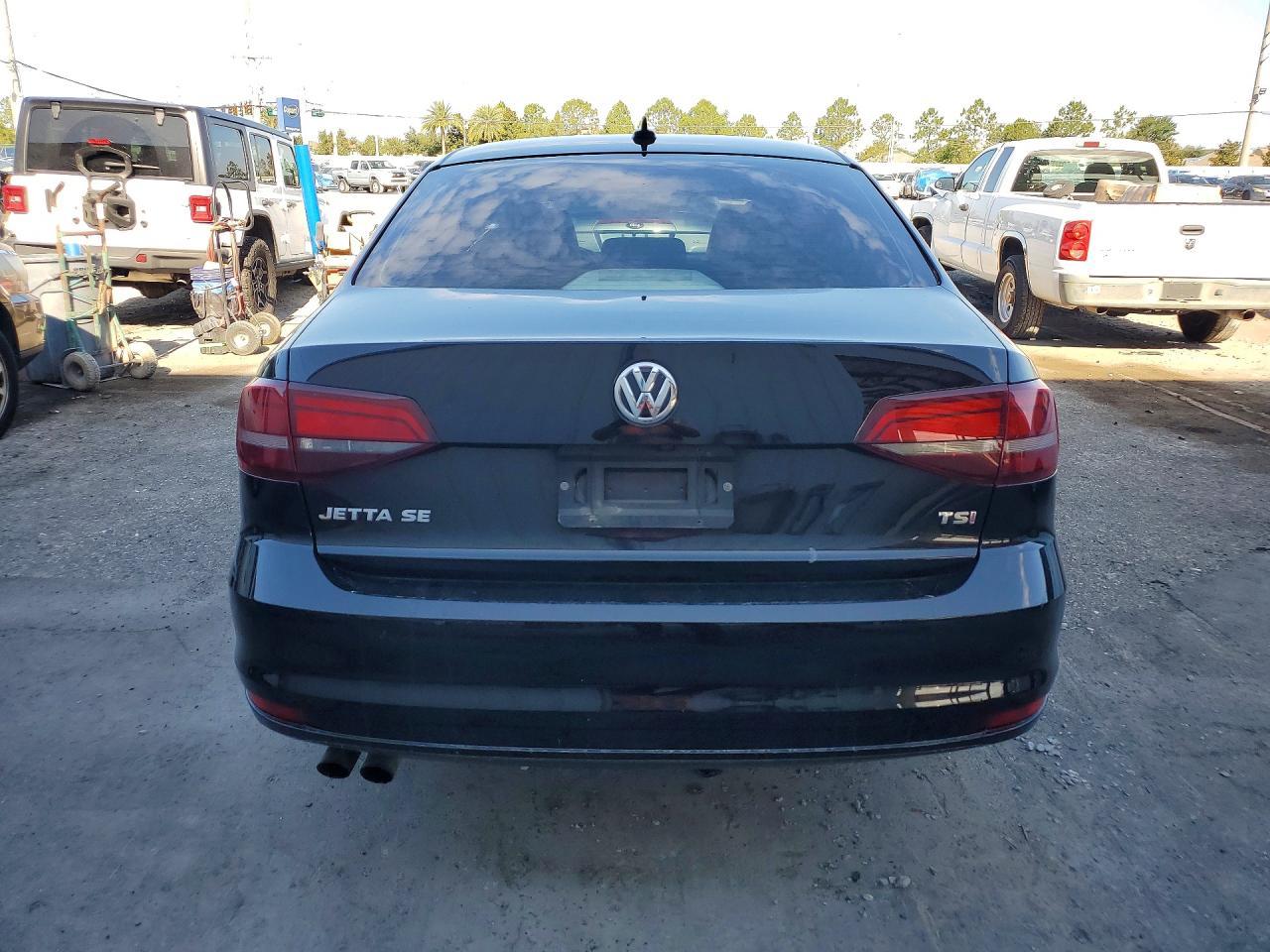 2017 VOLKSWAGEN JETTA