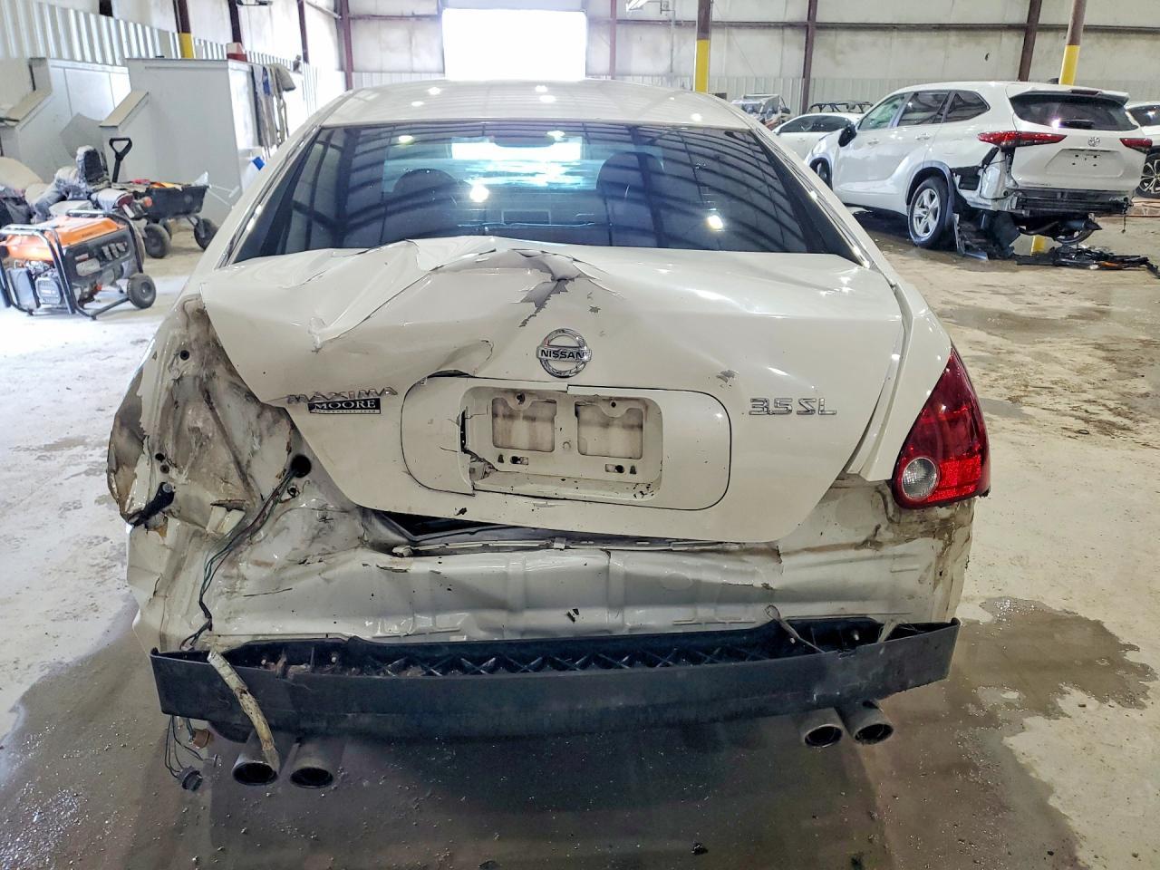 2006 NISSAN Maxima