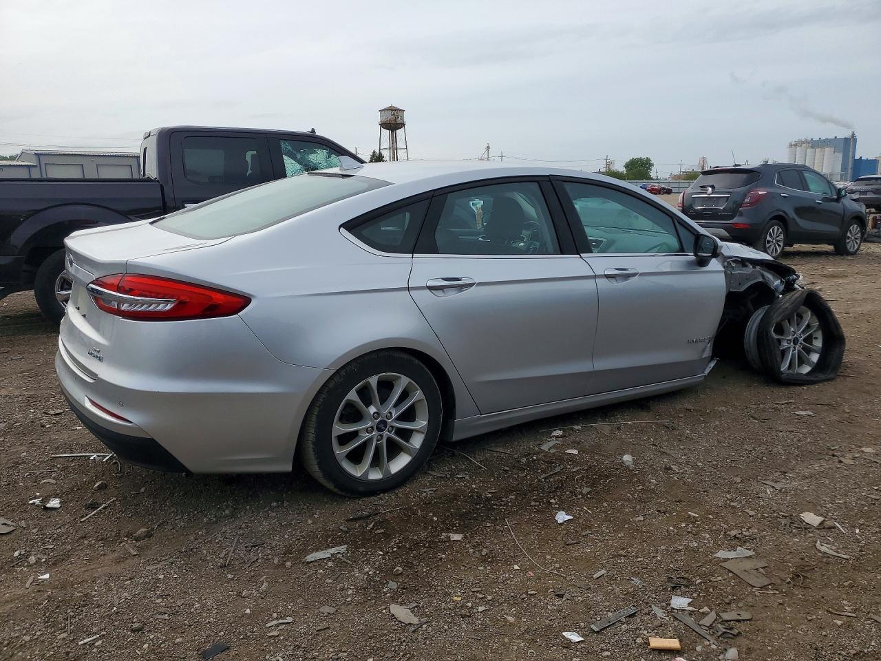 2019 FORD FUSION