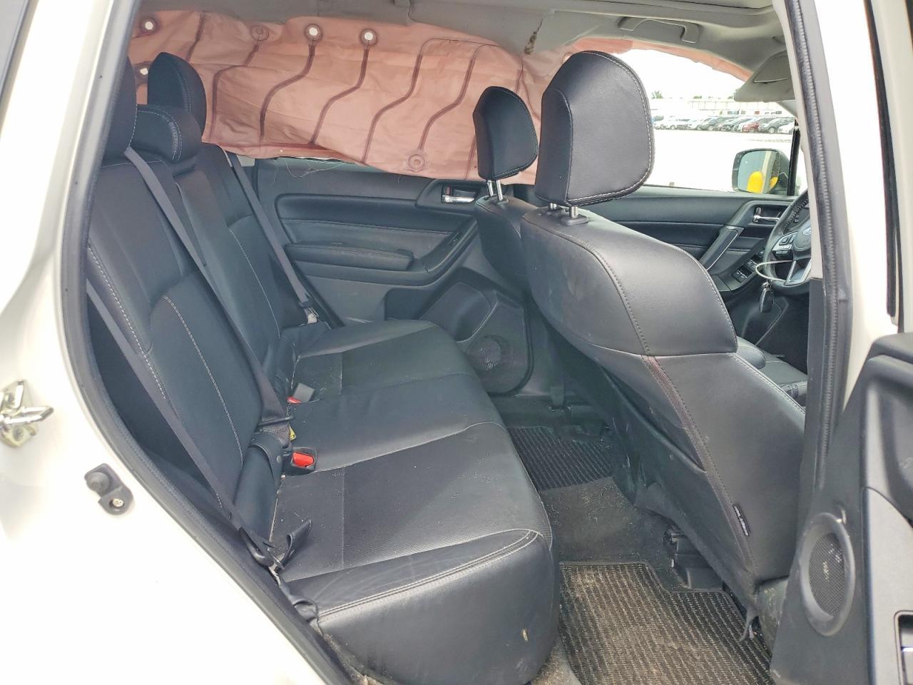 2018 SUBARU FORESTER