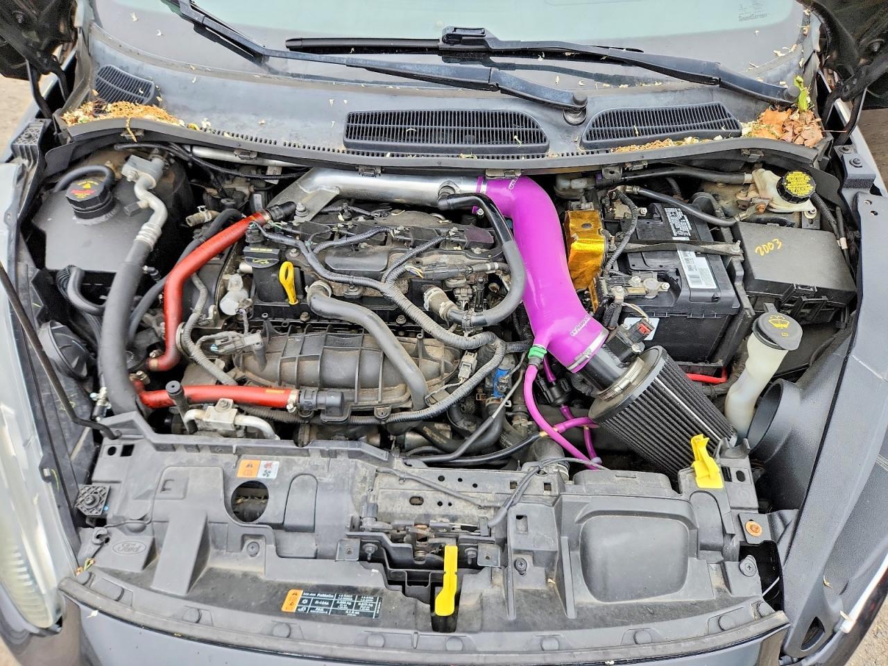 2014 FORD Fiesta