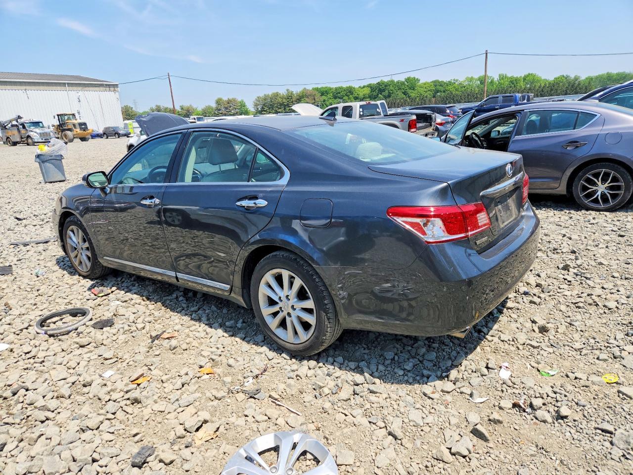 2011 LEXUS ES 350