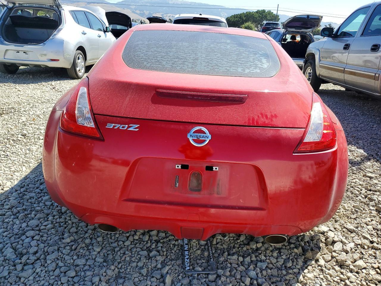 2015 NISSAN 370Z