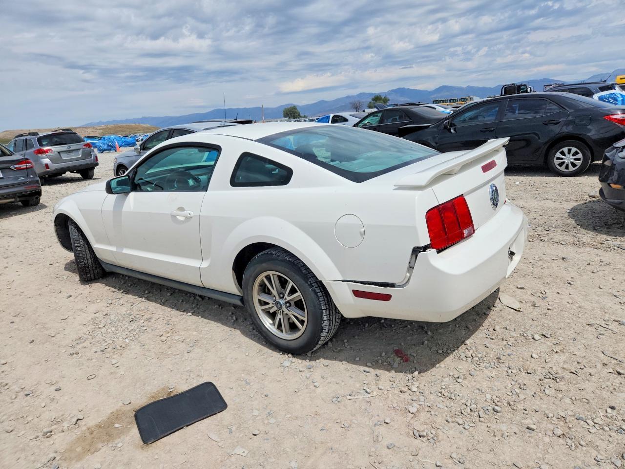 2005 FORD MUSTANG