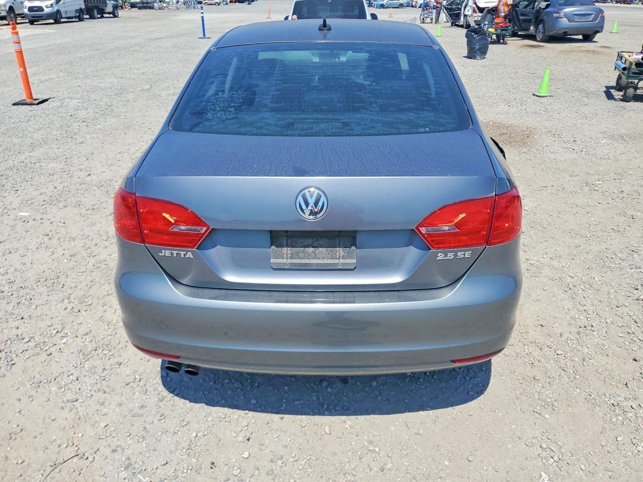 2012 VOLKSWAGEN JETTA