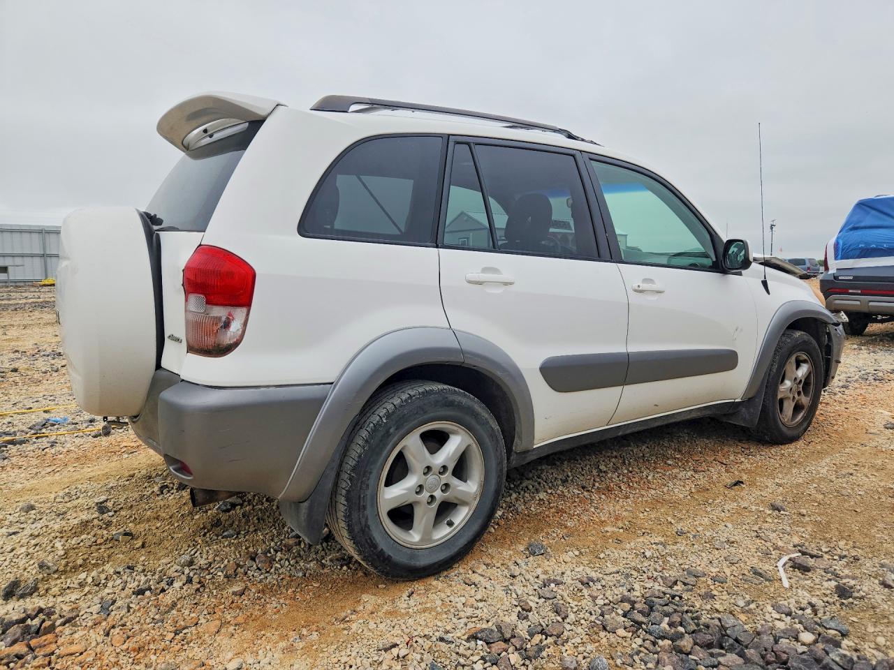 2001 TOYOTA RAV4