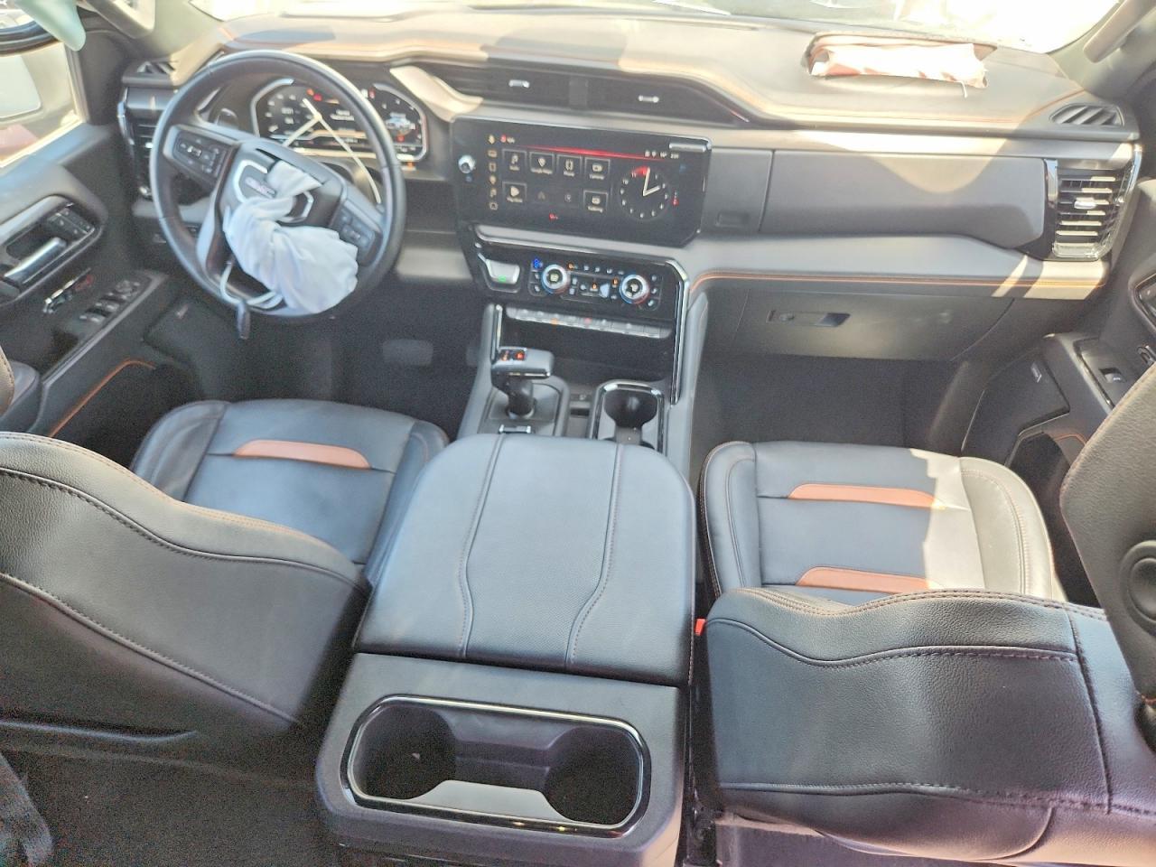2023 GMC Sierra