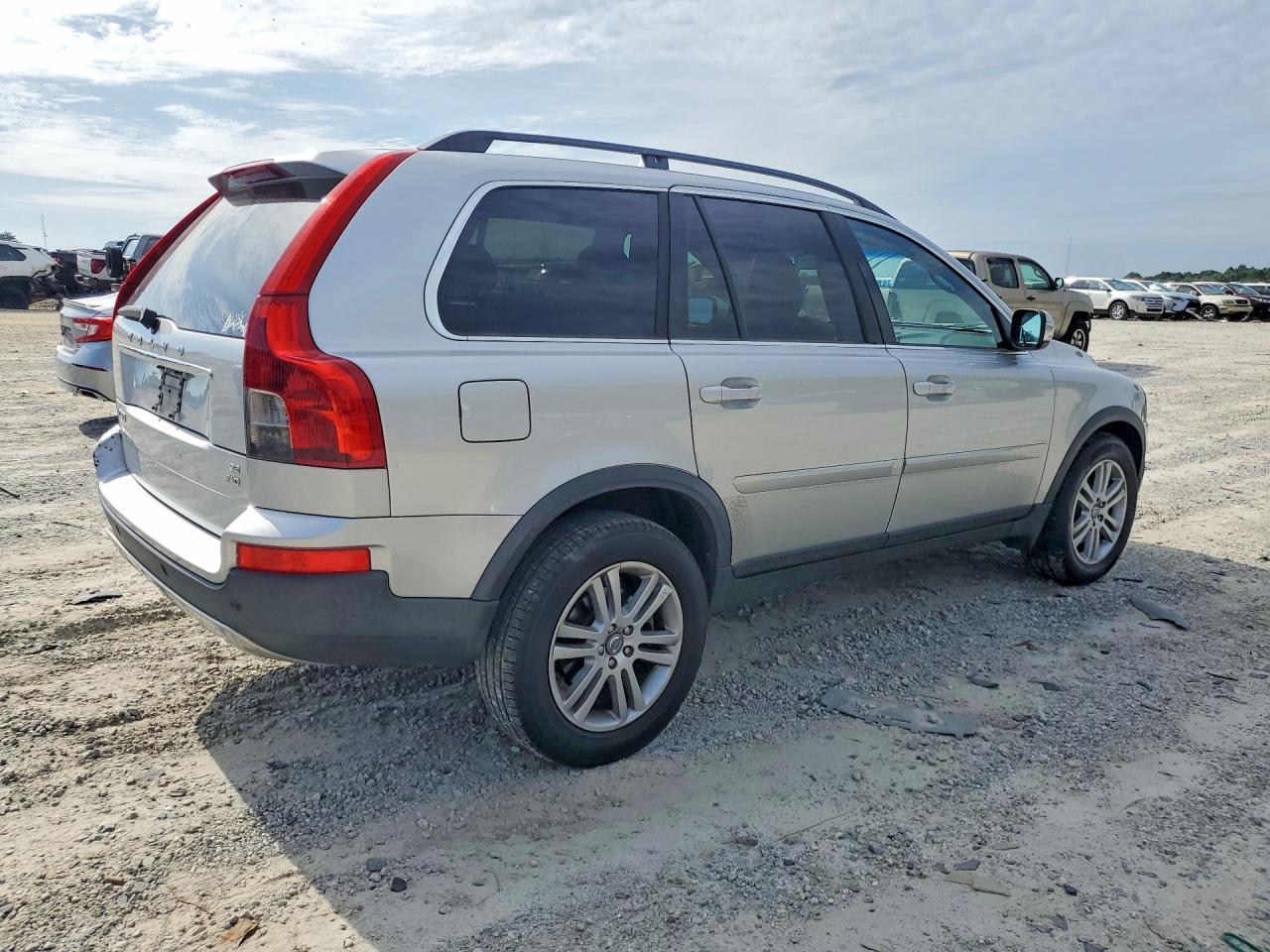 2010 VOLVO XC90