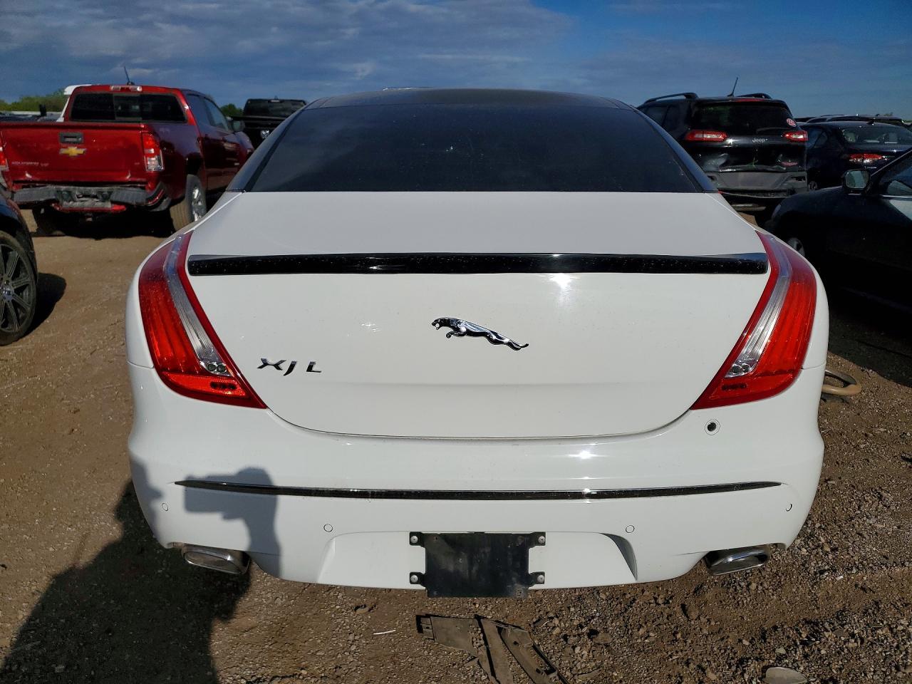 2012 JAGUAR Xj-Series