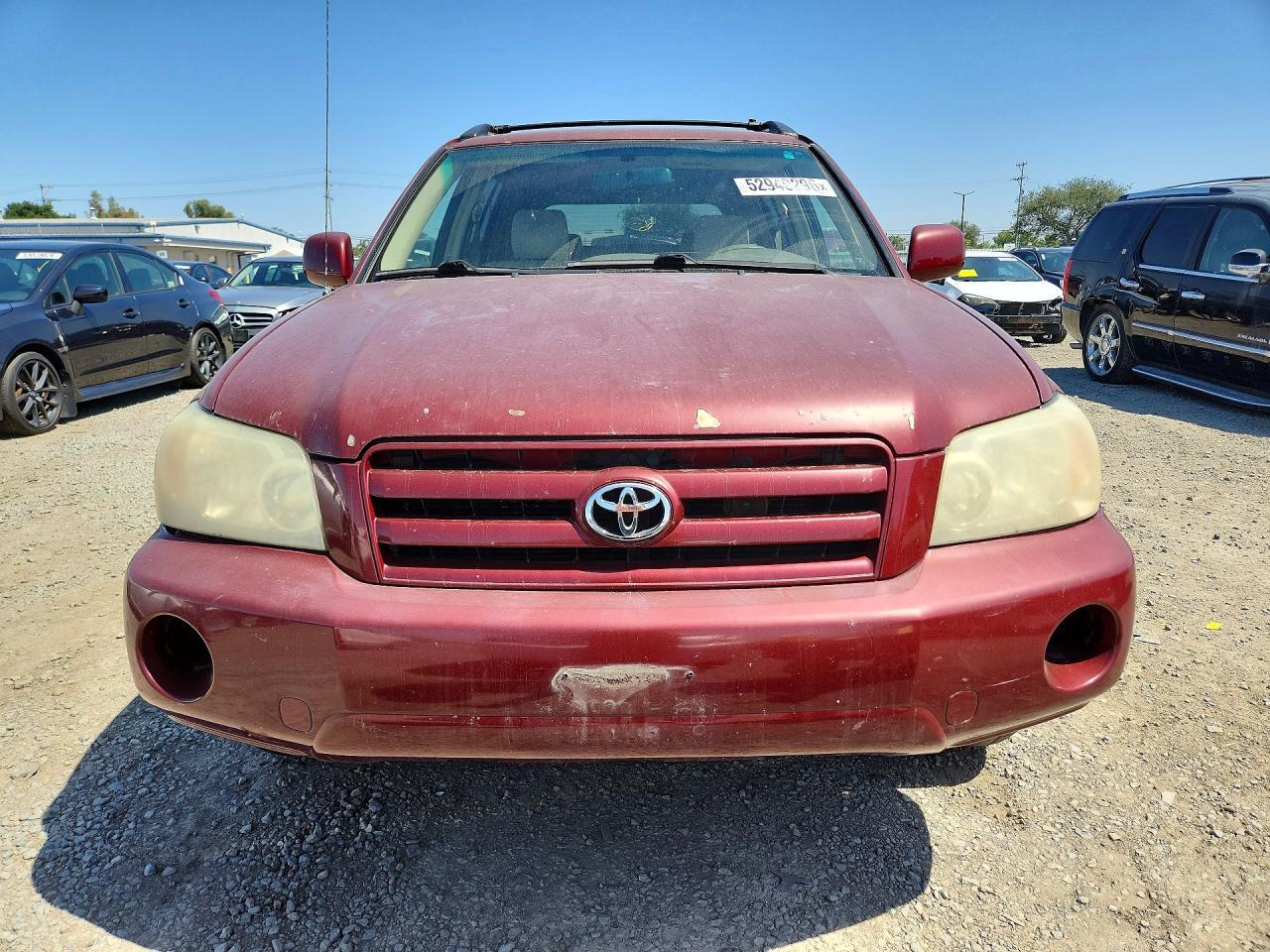 2004 TOYOTA HIGHLANDER