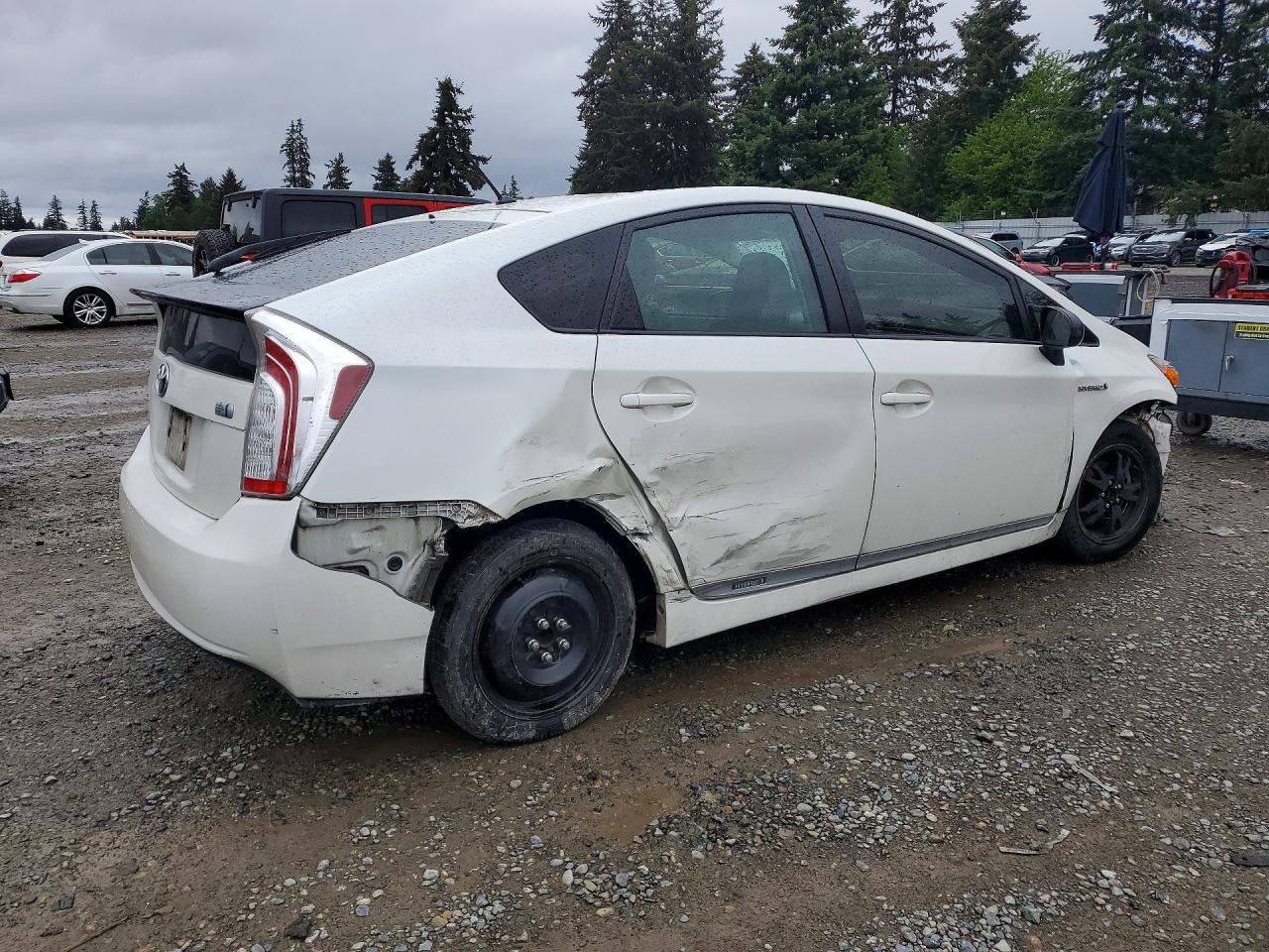2015 TOYOTA PRIUS