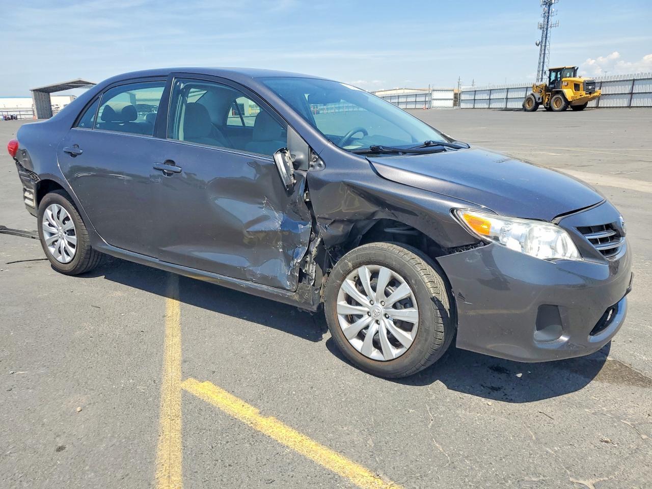 2013 TOYOTA COROLLA