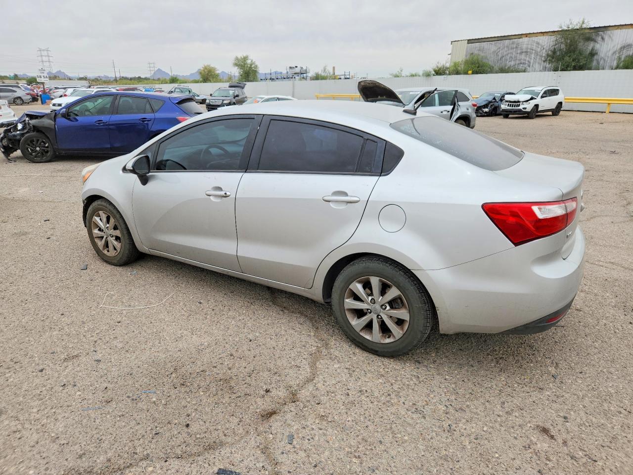 2013 KIA RIO