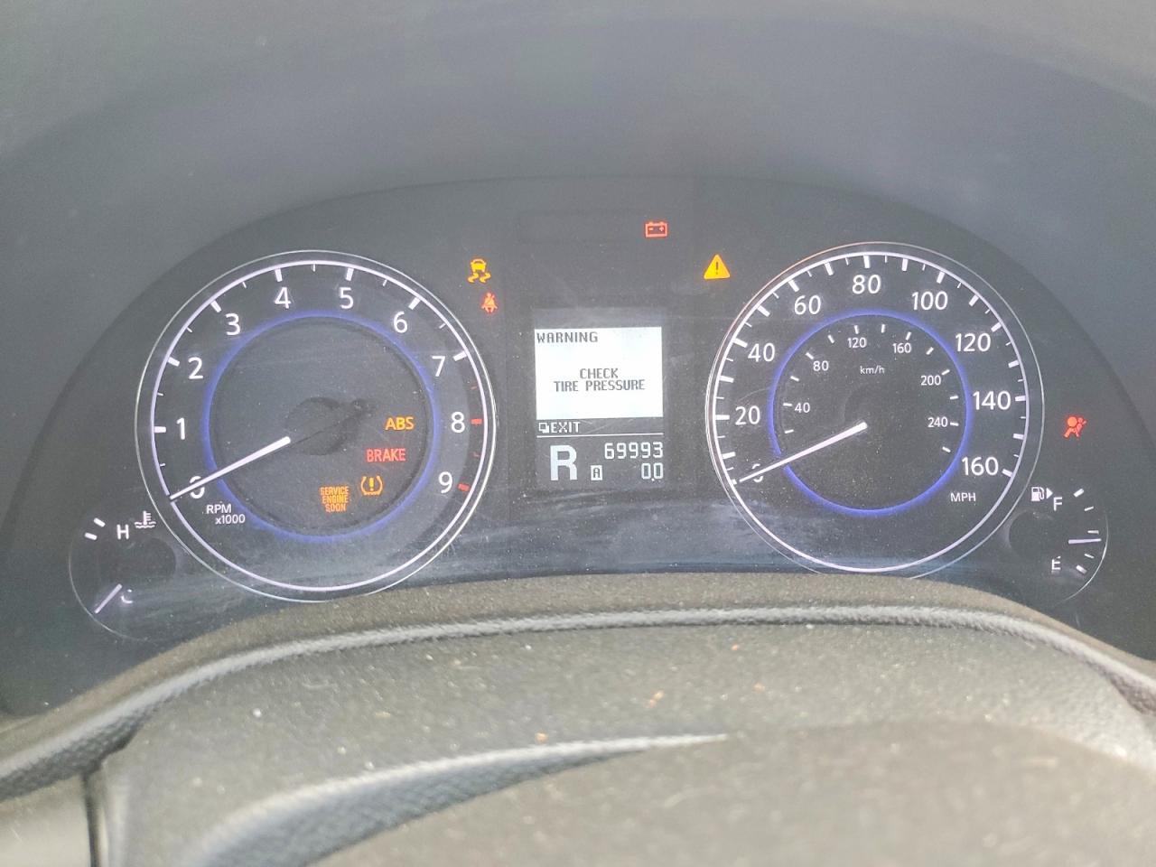 2012 INFINITI G37