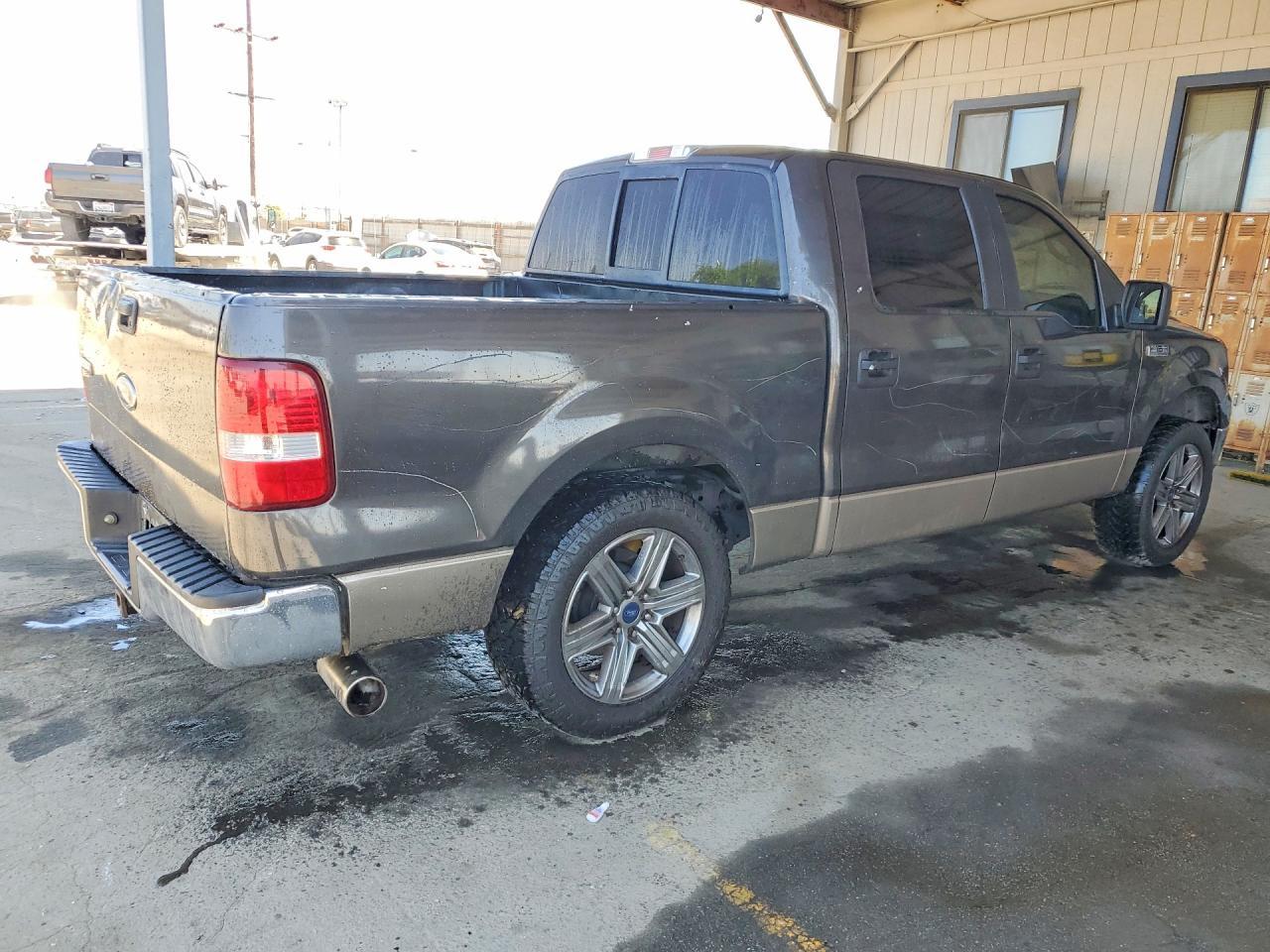 2005 FORD F-150 Lightning