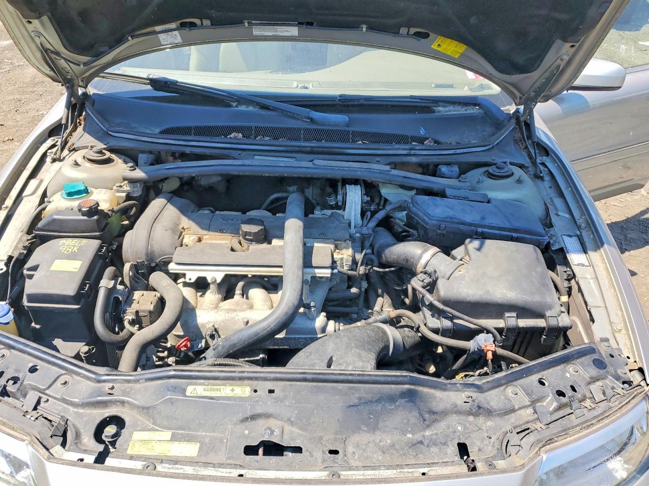 2004 VOLVO S80