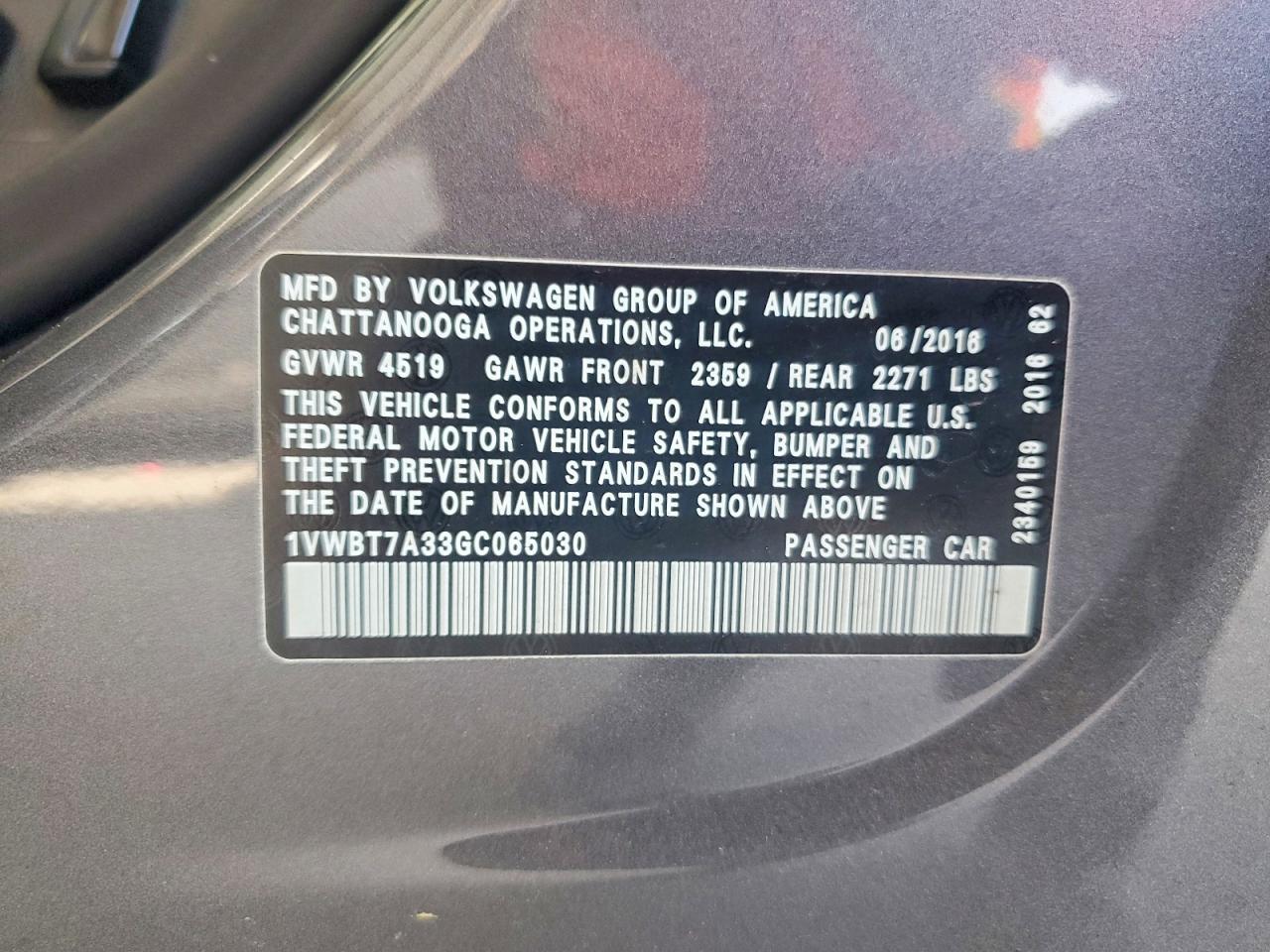 2016 VOLKSWAGEN Passat