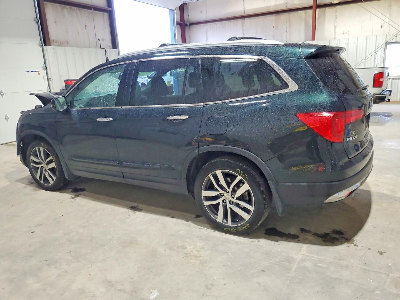 2017 HONDA PILOT