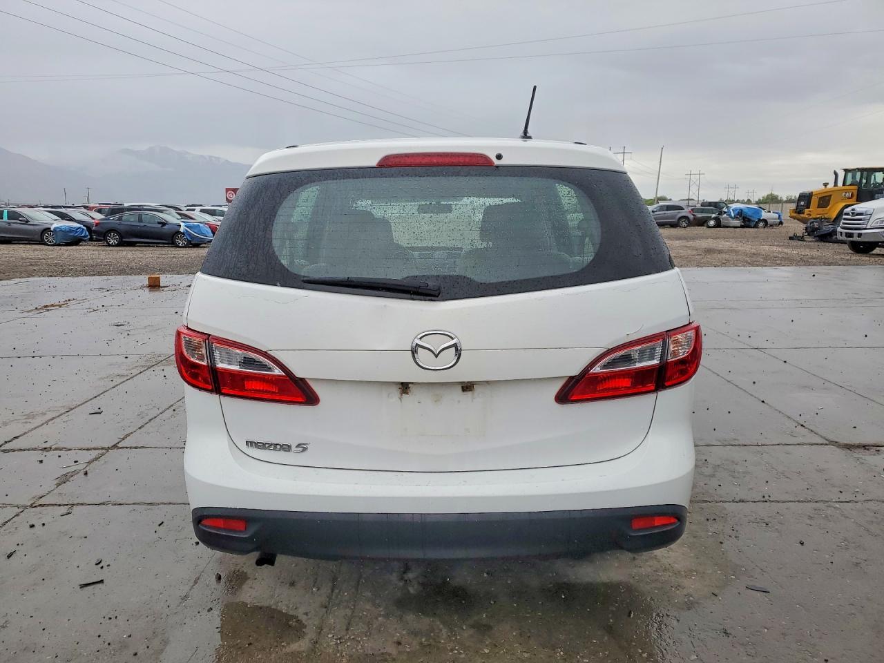 2013 MAZDA 5