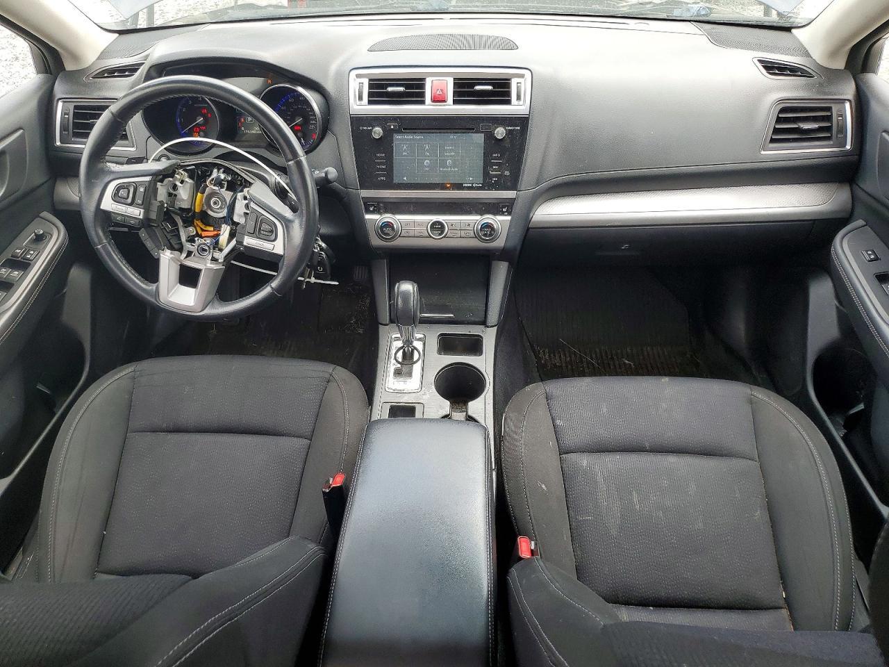 2015 SUBARU Legacy