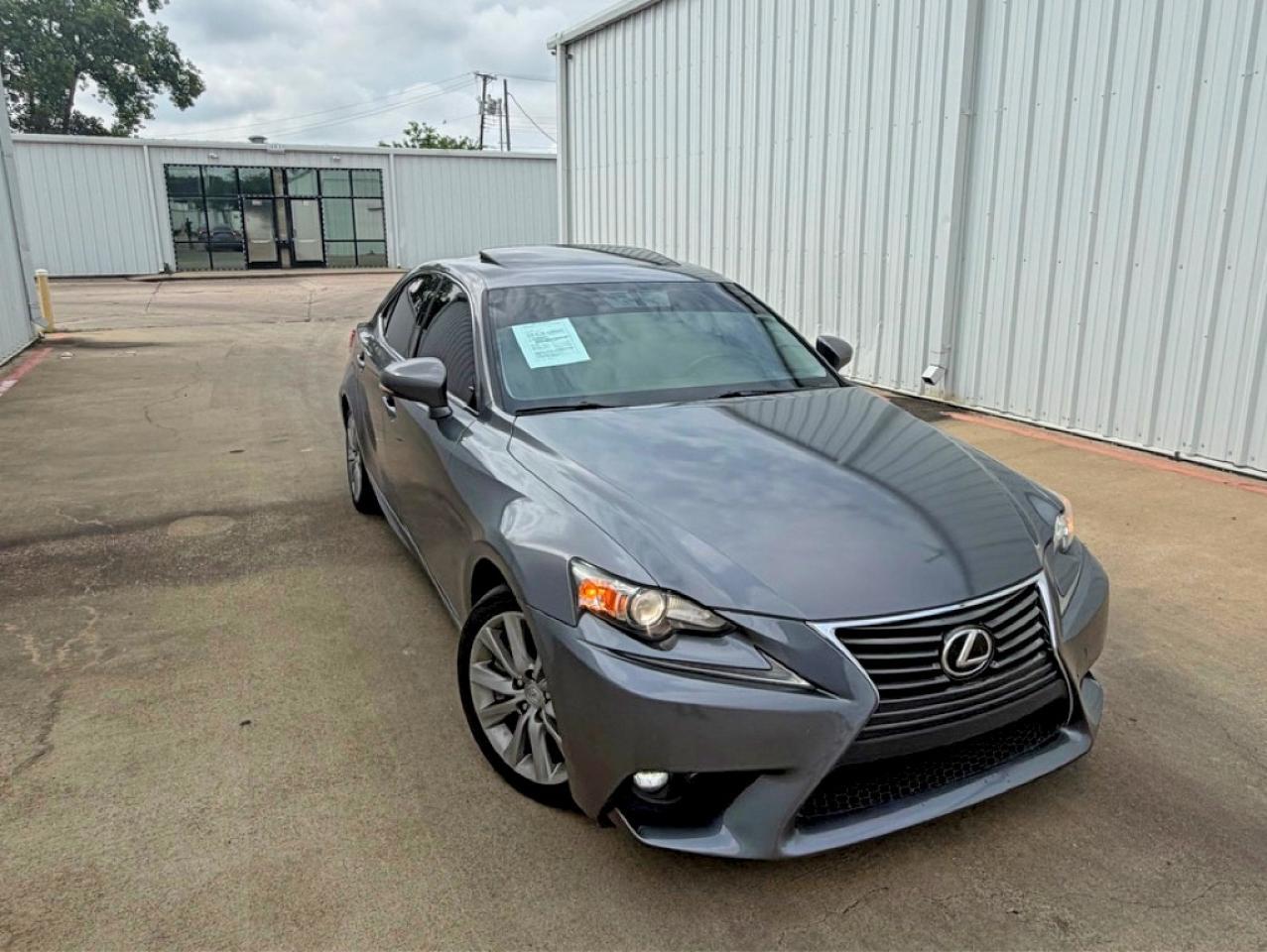 2016 LEXUS IS 200t