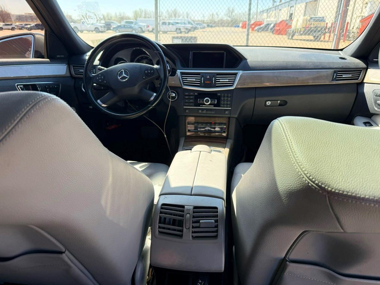2011 MERCEDES-BENZ E-Class