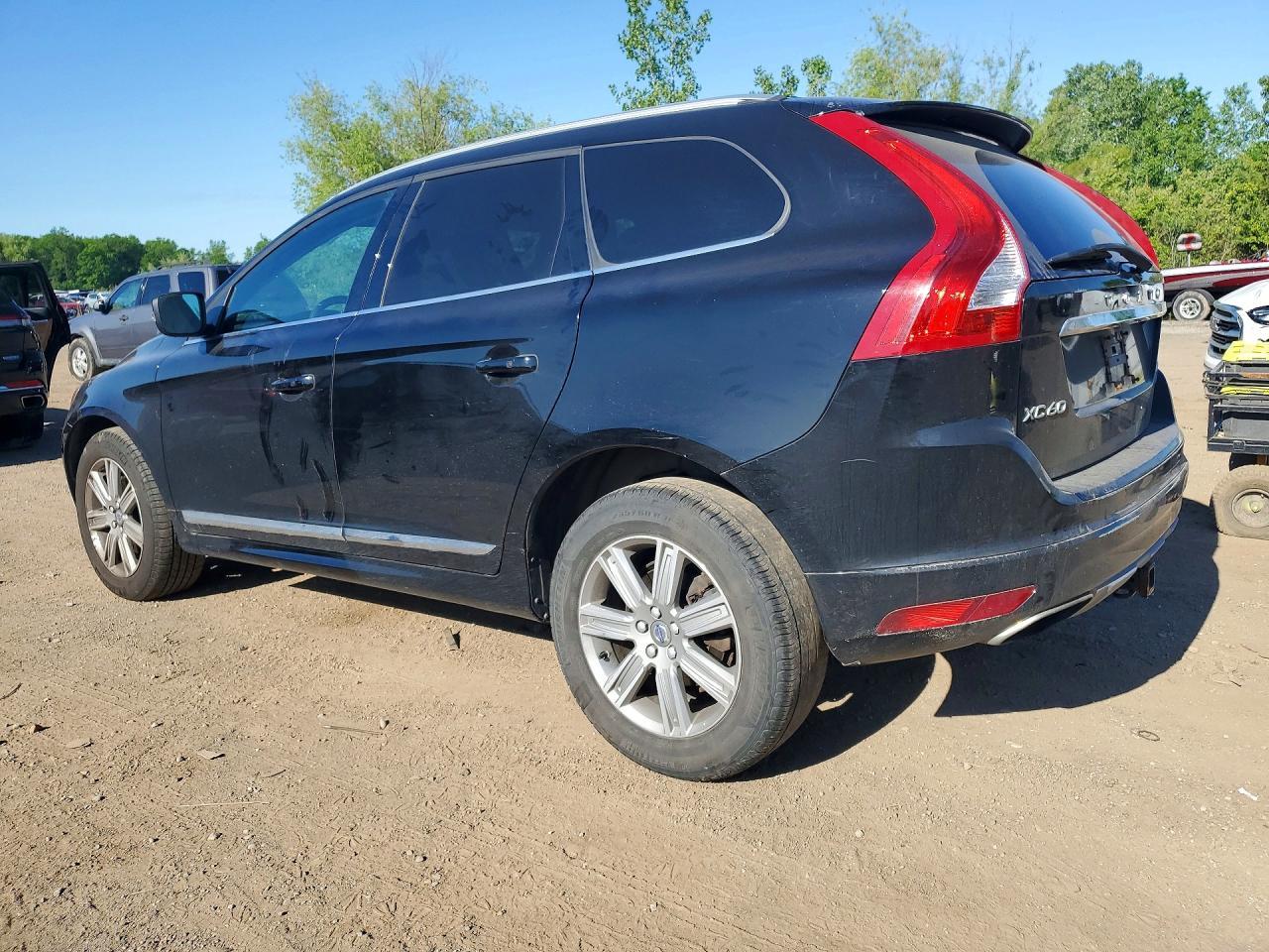 2016 VOLVO XC60