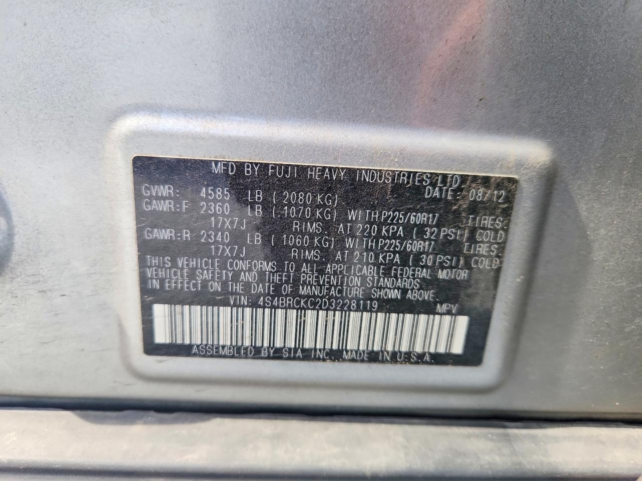 2013 SUBARU Outback