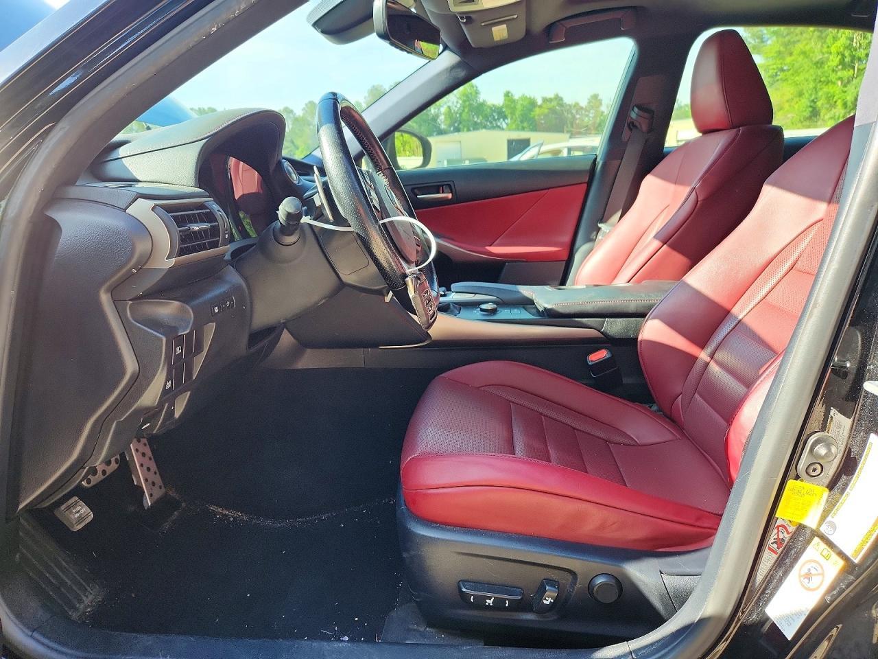 2017 LEXUS IS 300