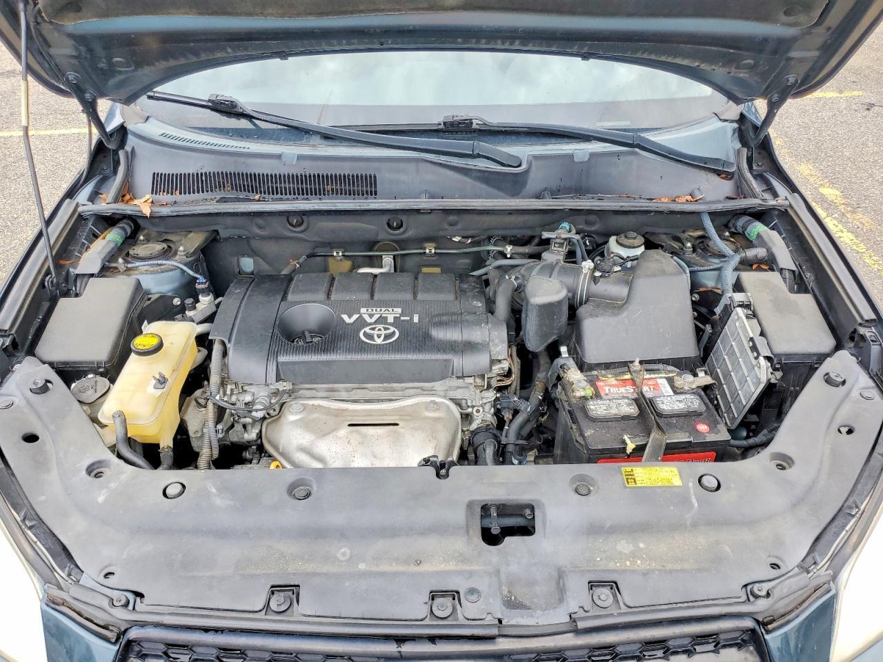2011 TOYOTA RAV4