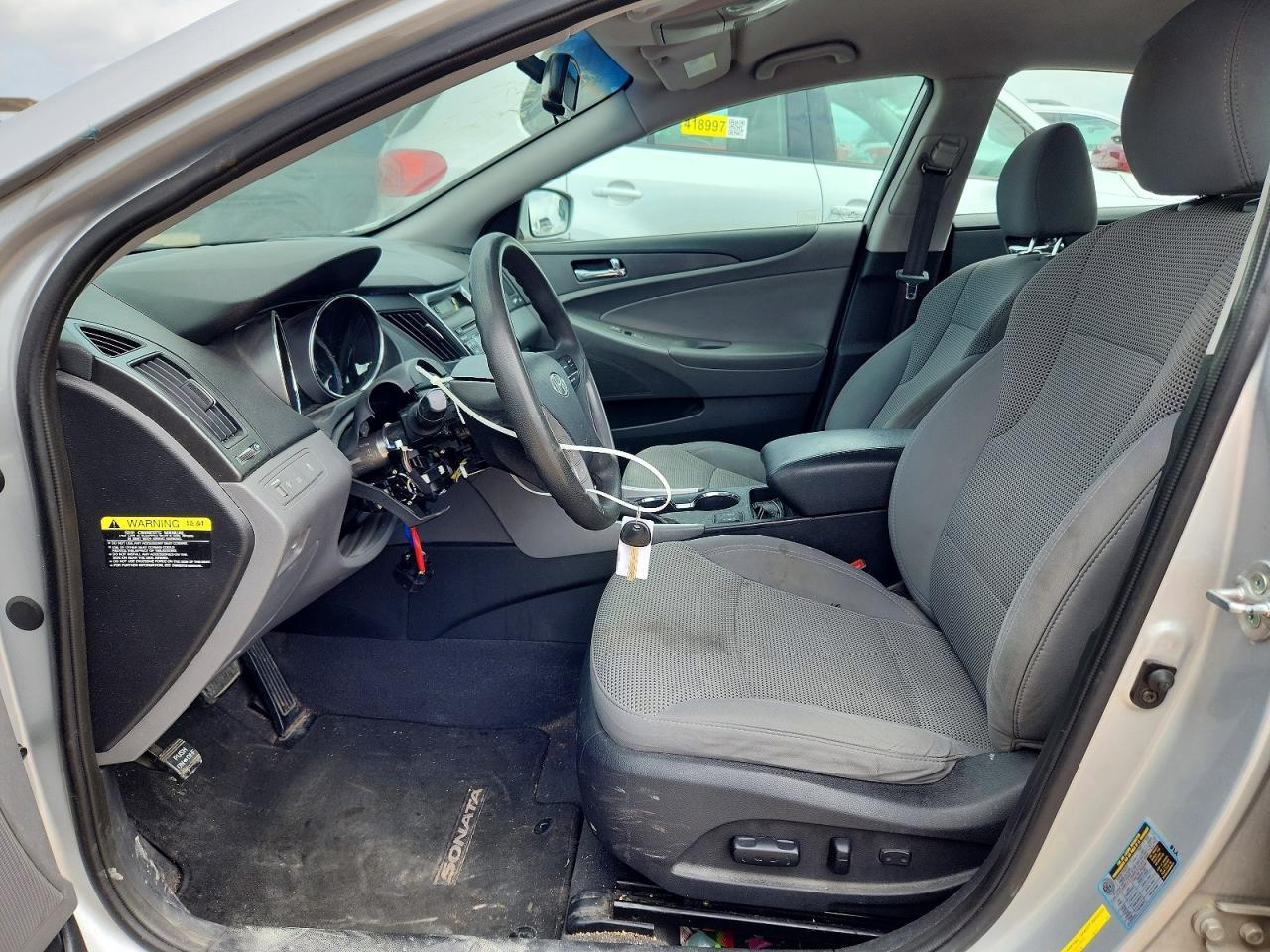 2013 HYUNDAI SONATA