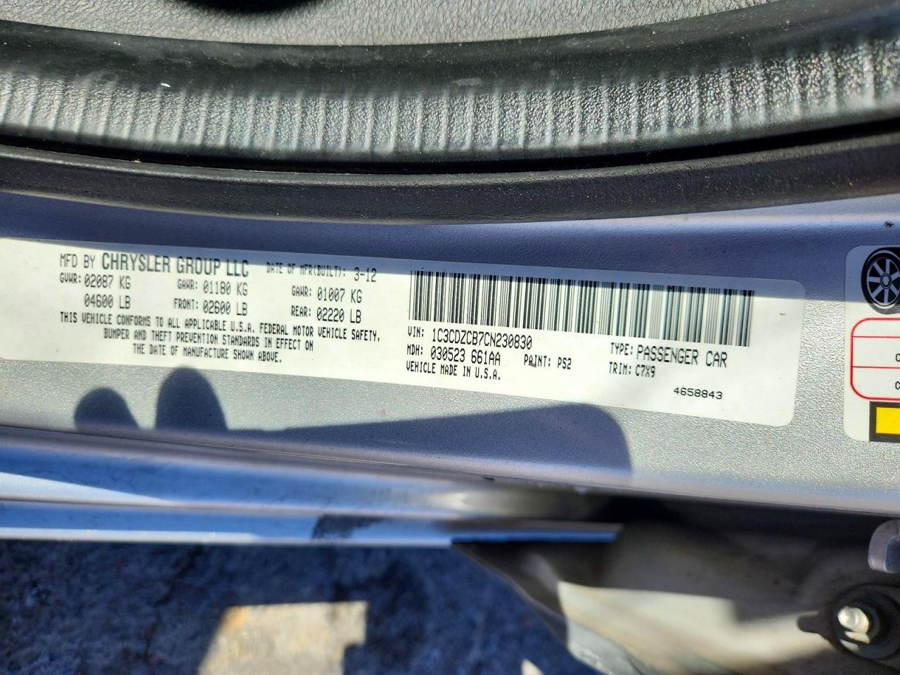 2012 DODGE Avenger