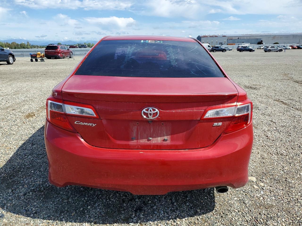 2013 TOYOTA CAMRY