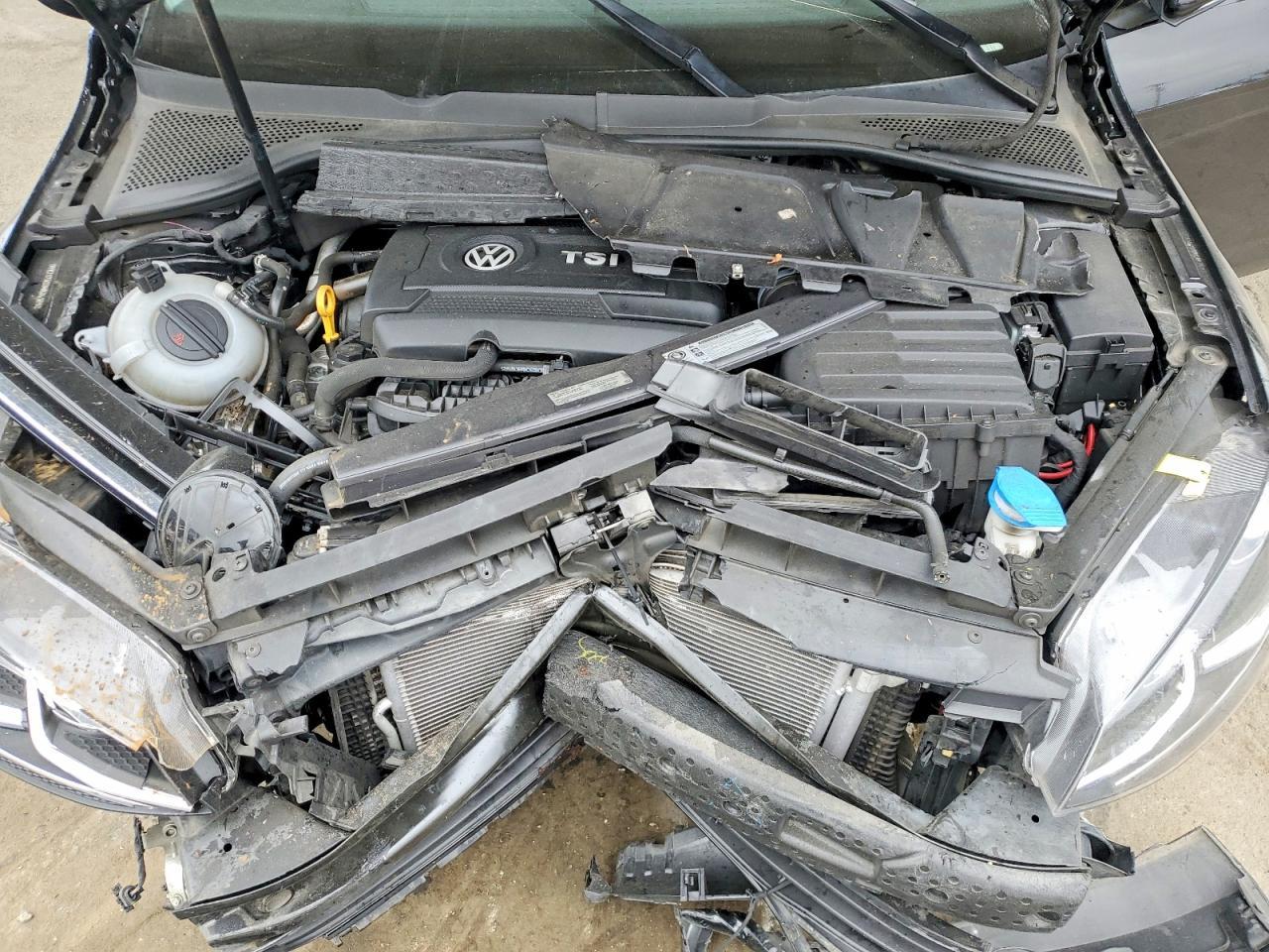 2017 VOLKSWAGEN GOLF