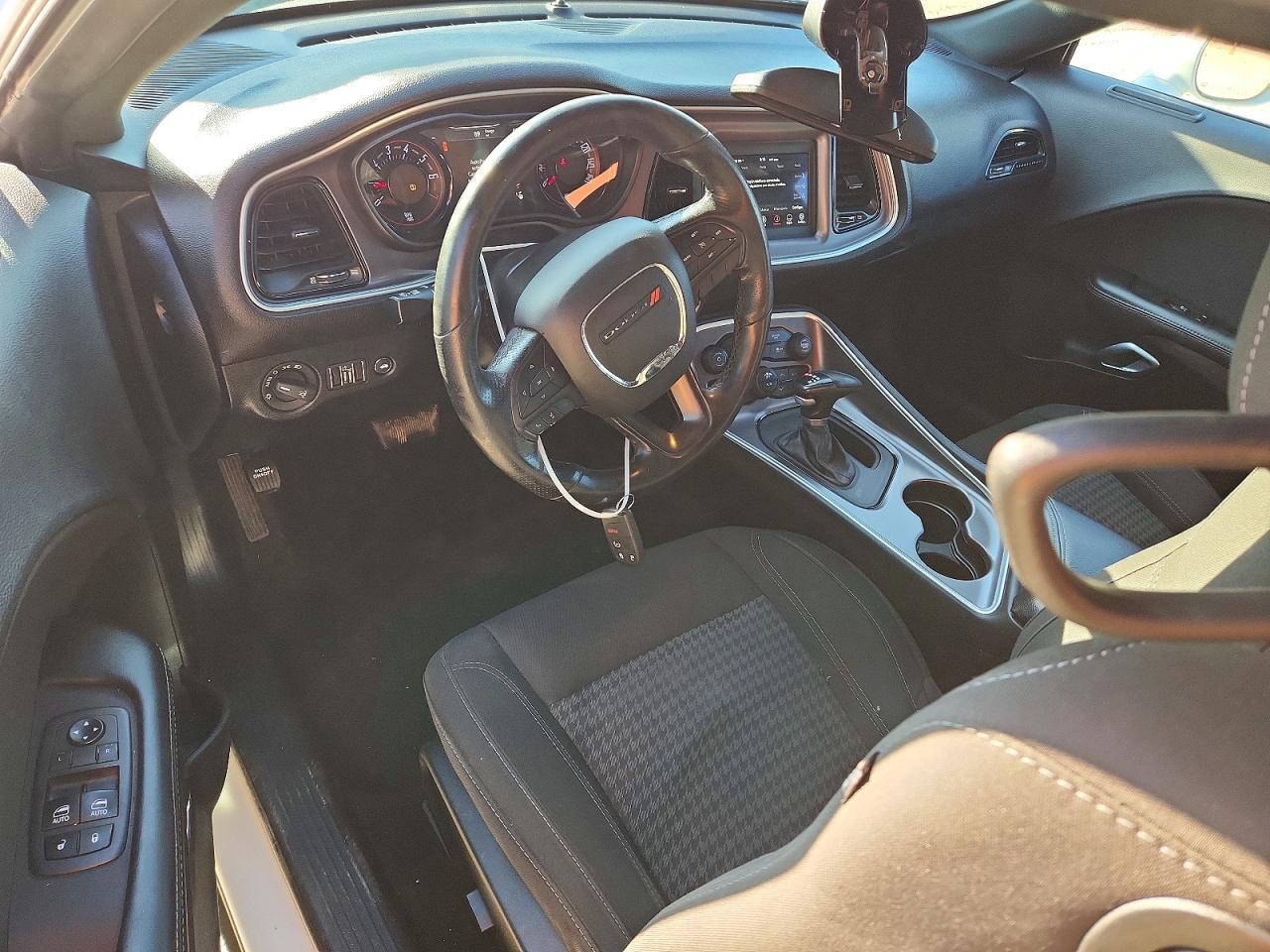 2019 DODGE Challenger