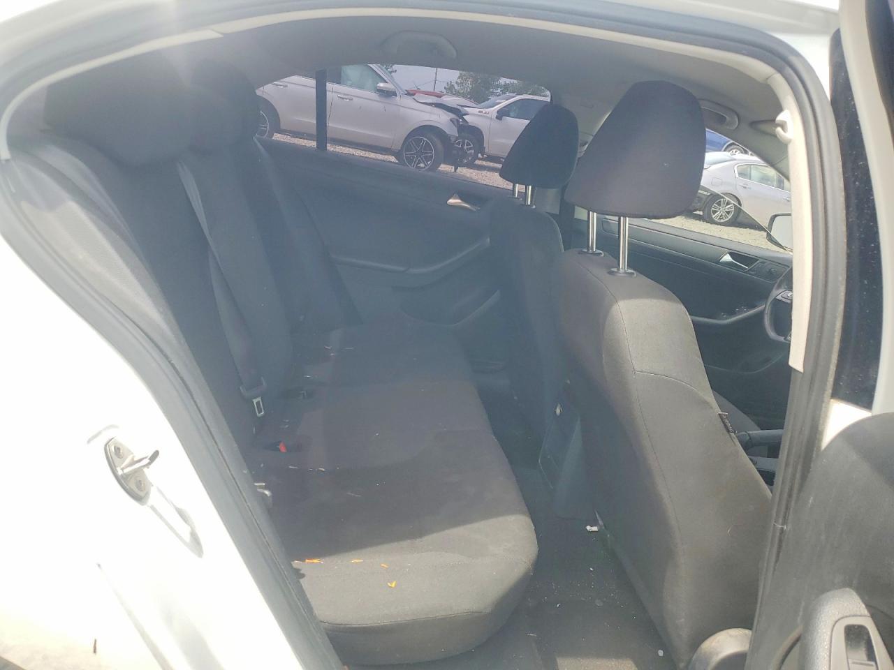 2015 VOLKSWAGEN JETTA