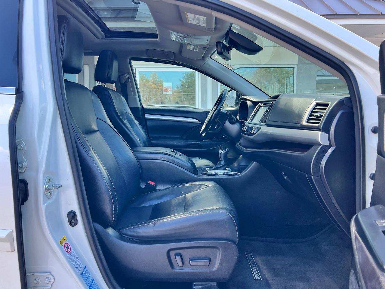 2017 TOYOTA HIGHLANDER