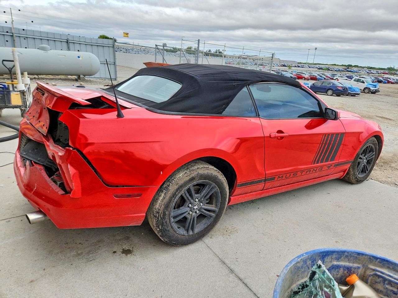 2013 FORD MUSTANG