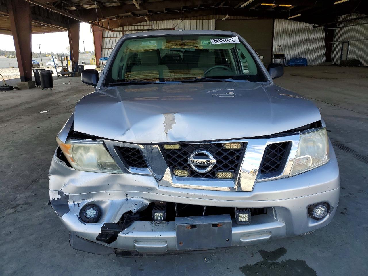 2012 NISSAN Frontier