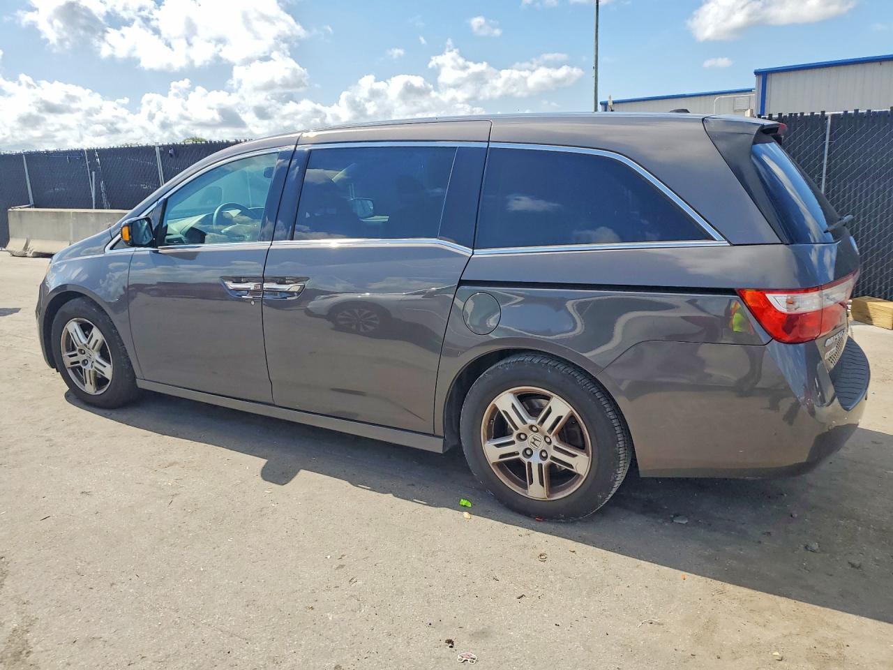 2012 HONDA ODYSSEY