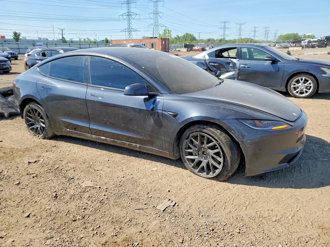 2025 TESLA MODEL 3