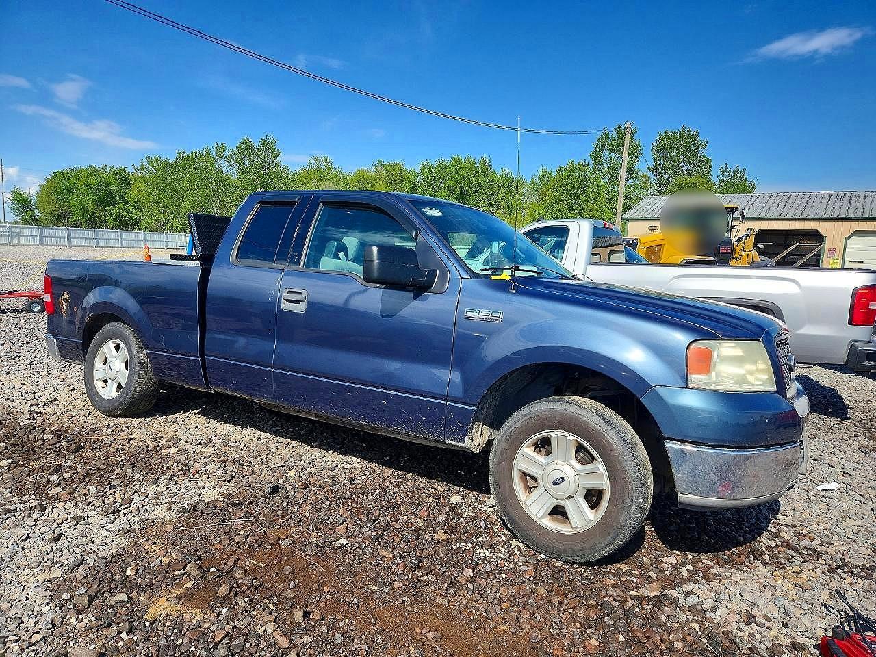 2004 FORD F-150 Lightning
