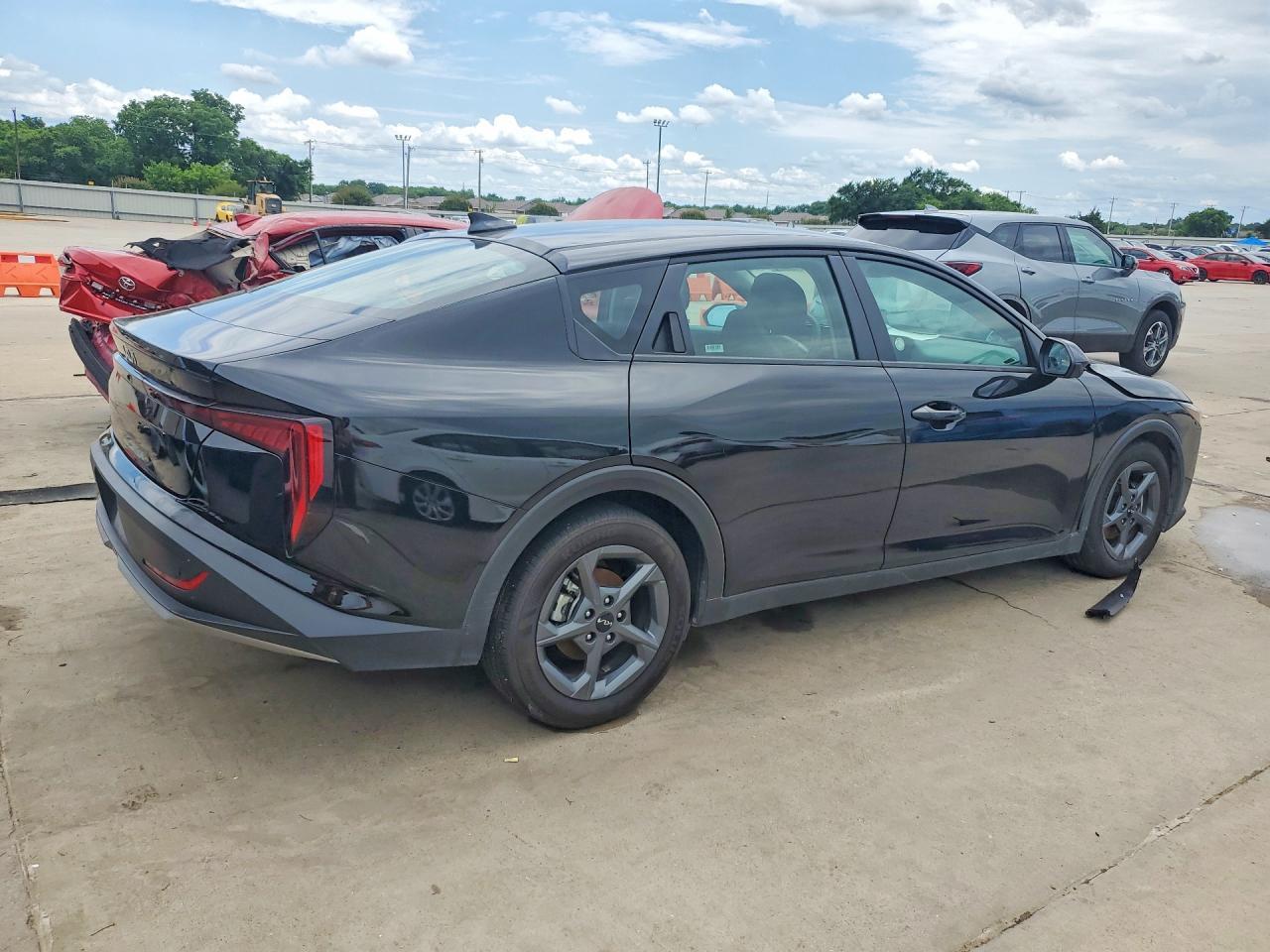 2025 KIA K4