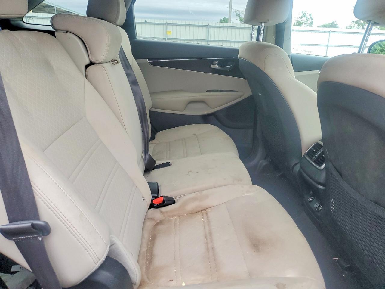 2019 KIA SORENTO