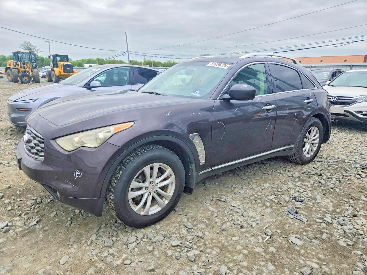 2011 INFINITI FX35