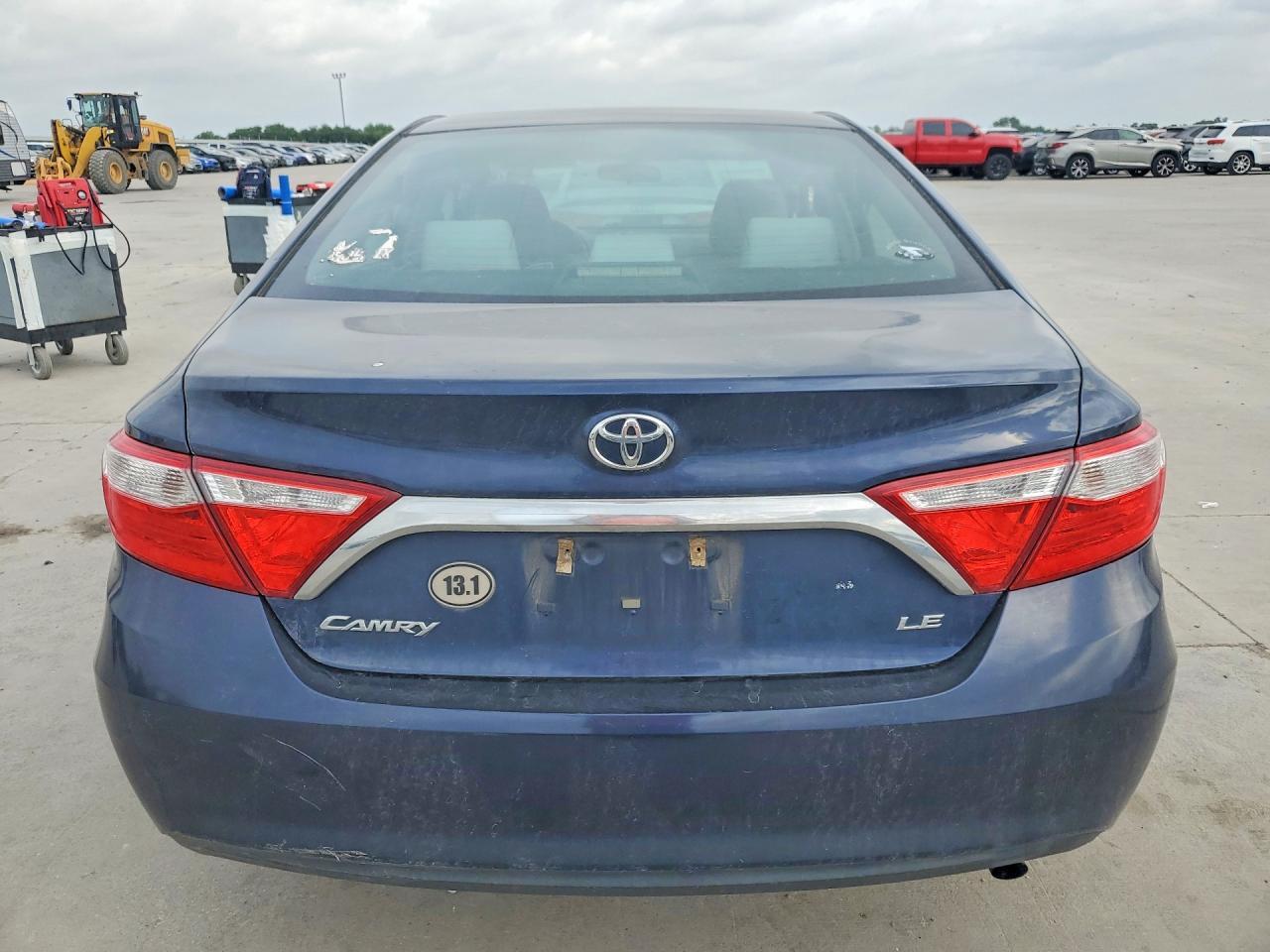 2015 TOYOTA CAMRY