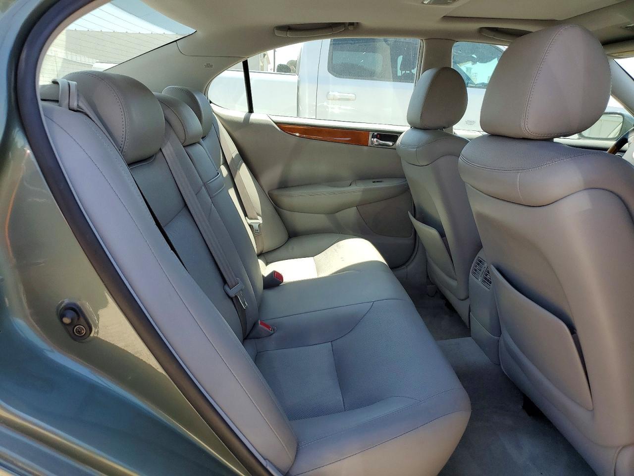 2006 LEXUS ES 330